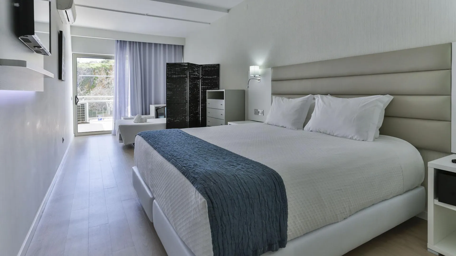 Carvi Beach Hotel Lagos