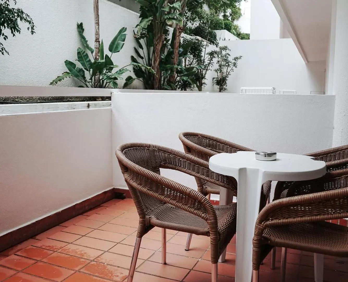 Carvi Beach Hotel Lagos