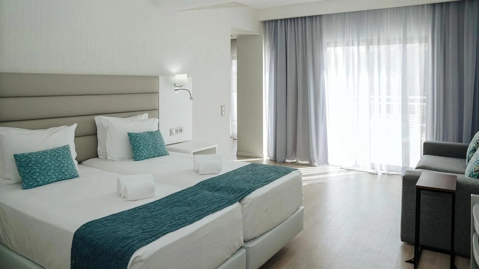 Carvi Beach Hotel Lagos