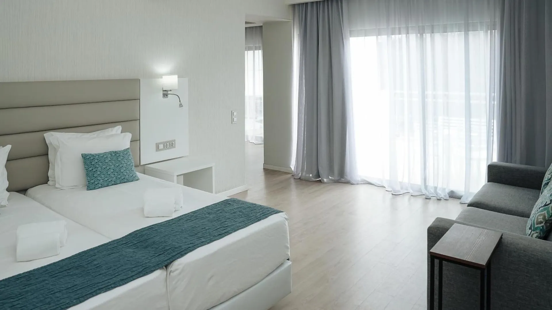 Carvi Beach Hotel Lagos