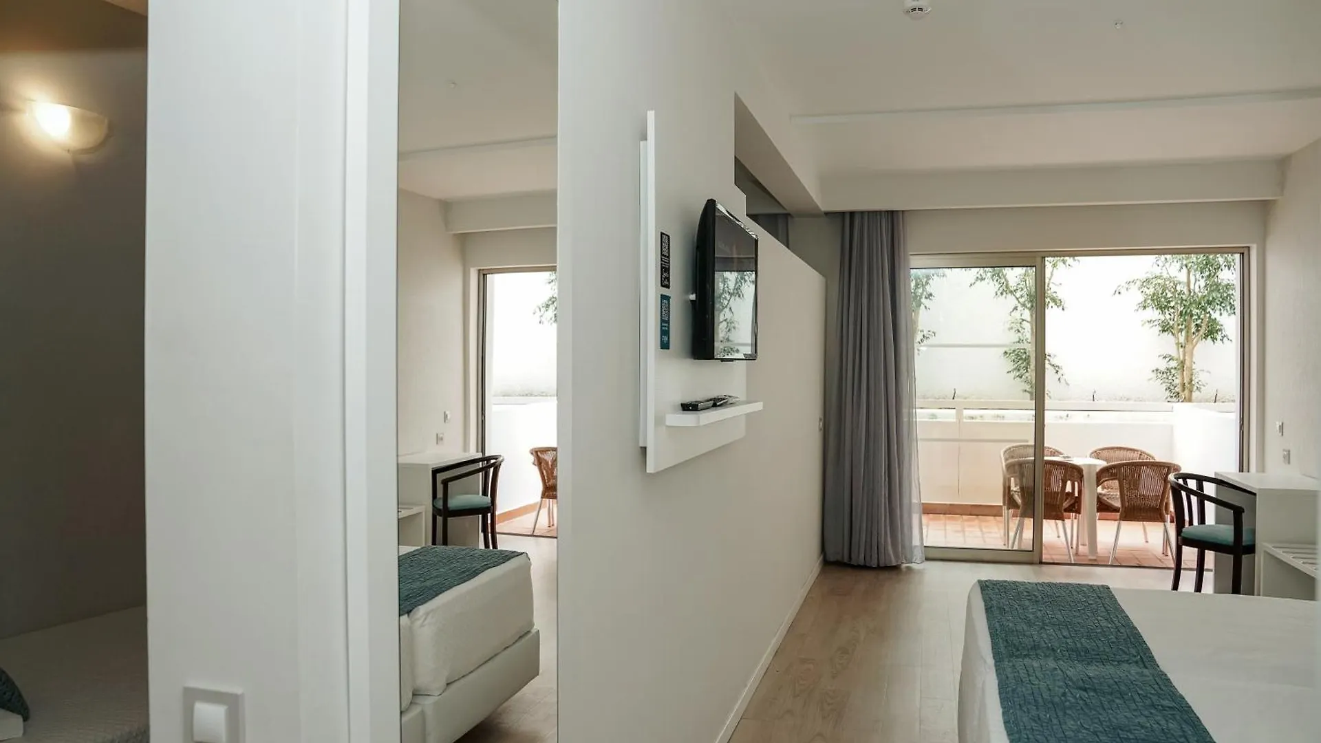 Carvi Beach Hotel Lagos
