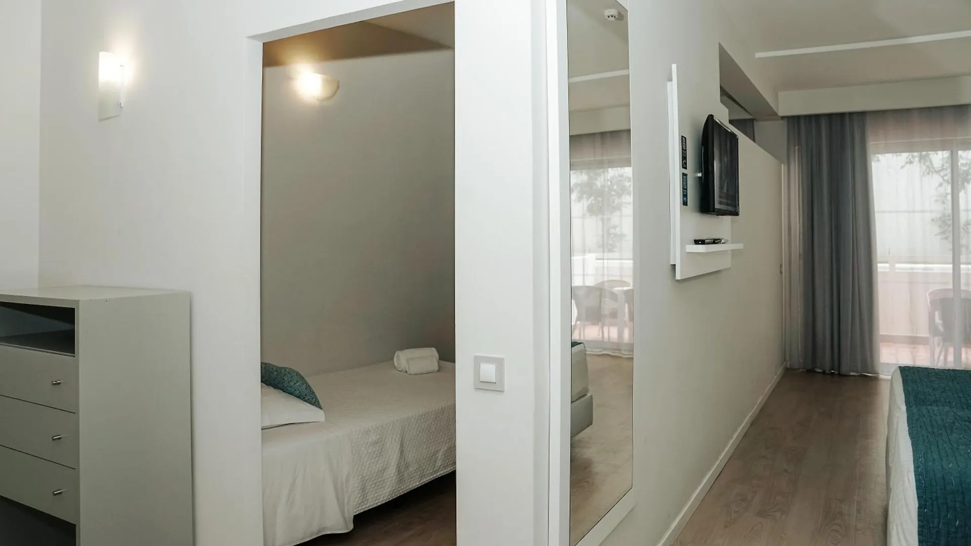 Carvi Beach Hotel Lagos
