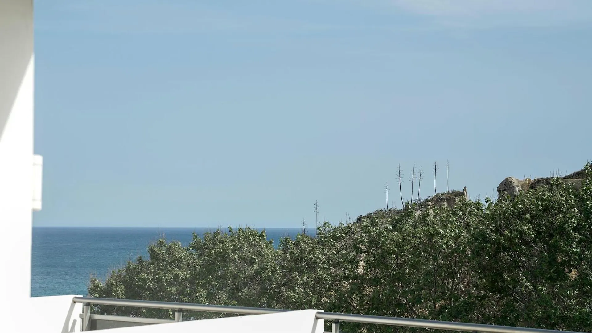 Carvi Beach Hotel Lagos