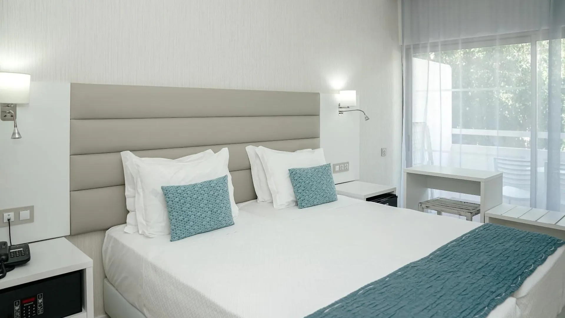 Carvi Beach Hotel Lagos