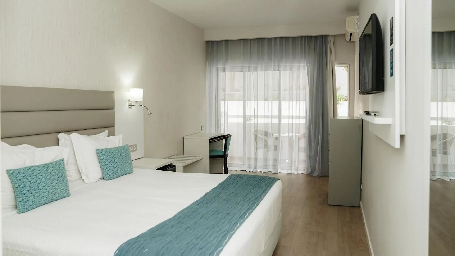 Carvi Beach Hotel Lagos 3*,  Portugália