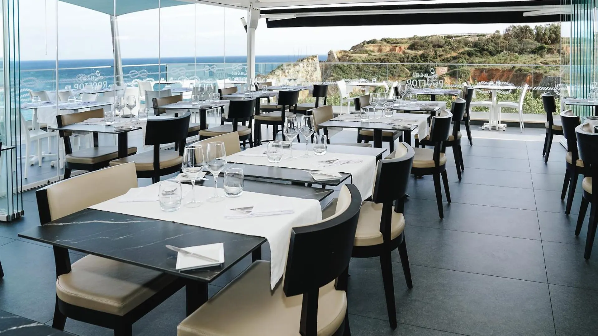 Carvi Beach Hotel Lagos